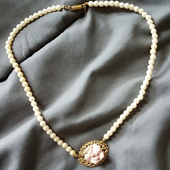 Beautiful vintage pearl necklace - Picture 2 of 2